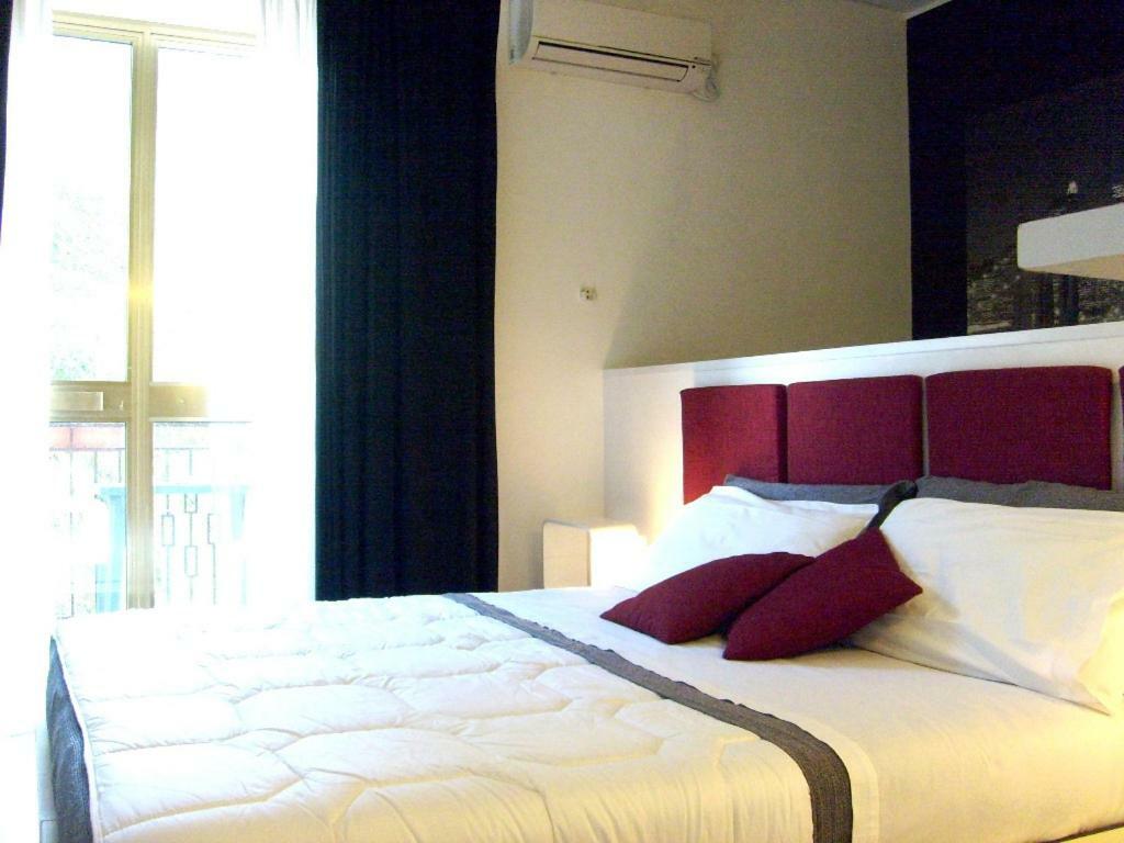 I Cugi Metropolis Apartment Bronte Exterior foto